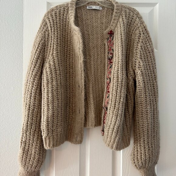 Zara Chunky Wool Knit Cardigan - Picture 1 of 5